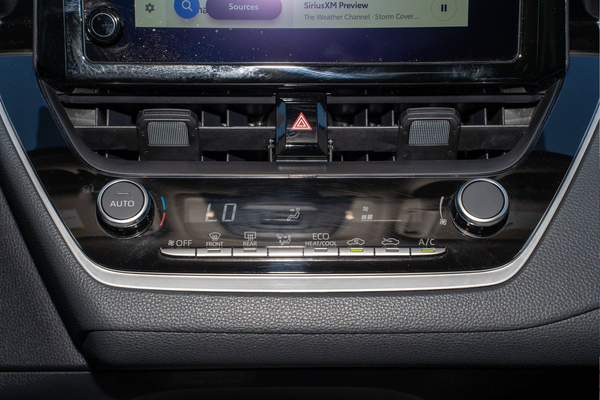 Used 2025 Toyota Corolla LE image 22