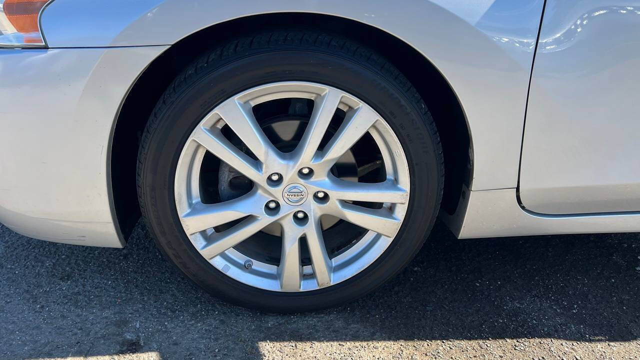 Used 2014 Nissan Altima 3.5 S FWD image 31