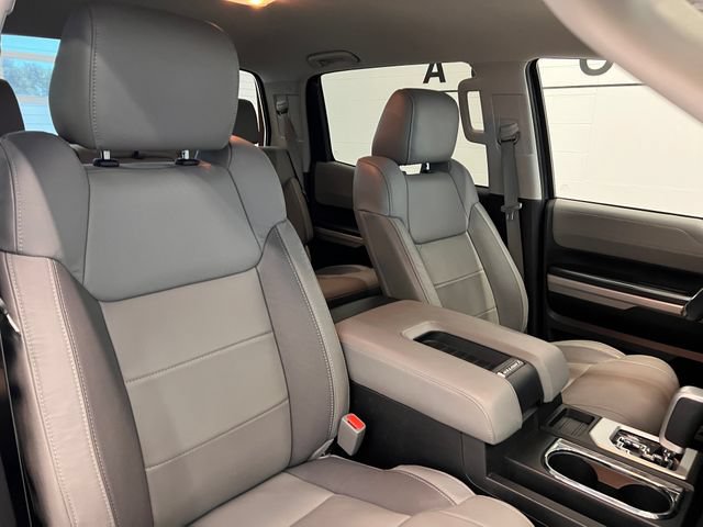 Used 2021 Toyota Tundra Limited w/ Limited Premium Package AWD/4WD image 11