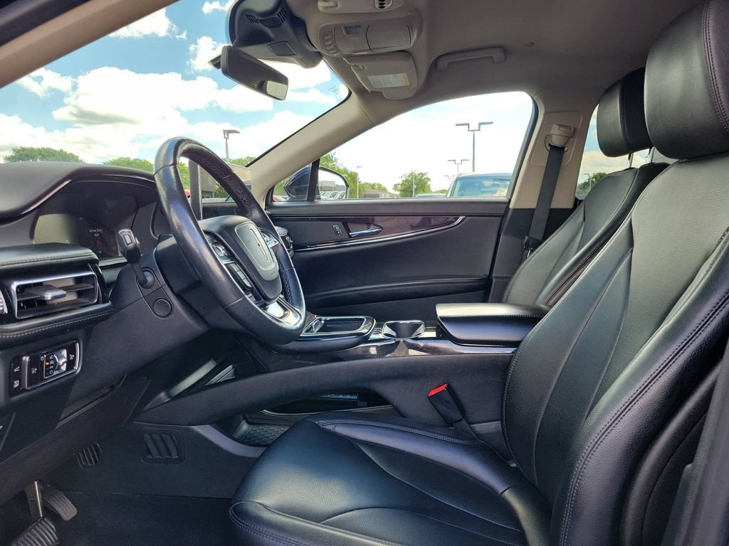 Certified 2023 Lincoln Nautilus FWD w/ Premium Package image 18