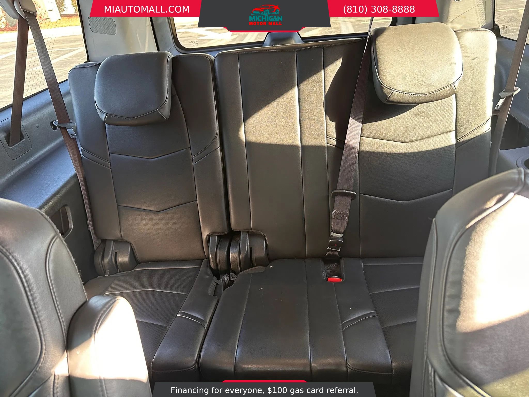 Used 2017 Cadillac Escalade ESV Luxury image 32