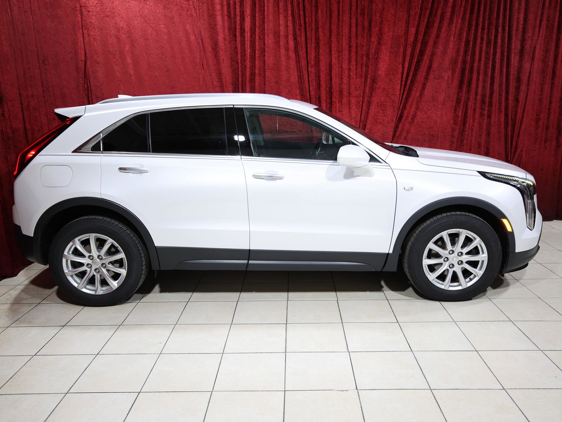 Used 2019 Cadillac XT4 Luxury image 8