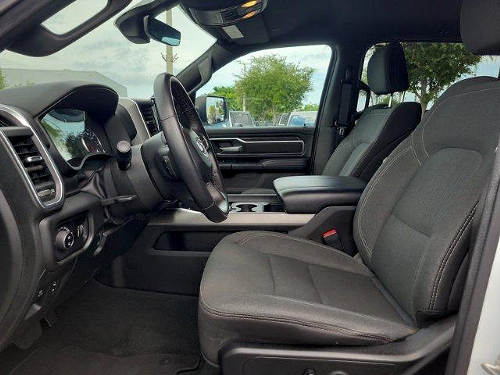 Used 2024 RAM 1500 Big Horn RWD image 22