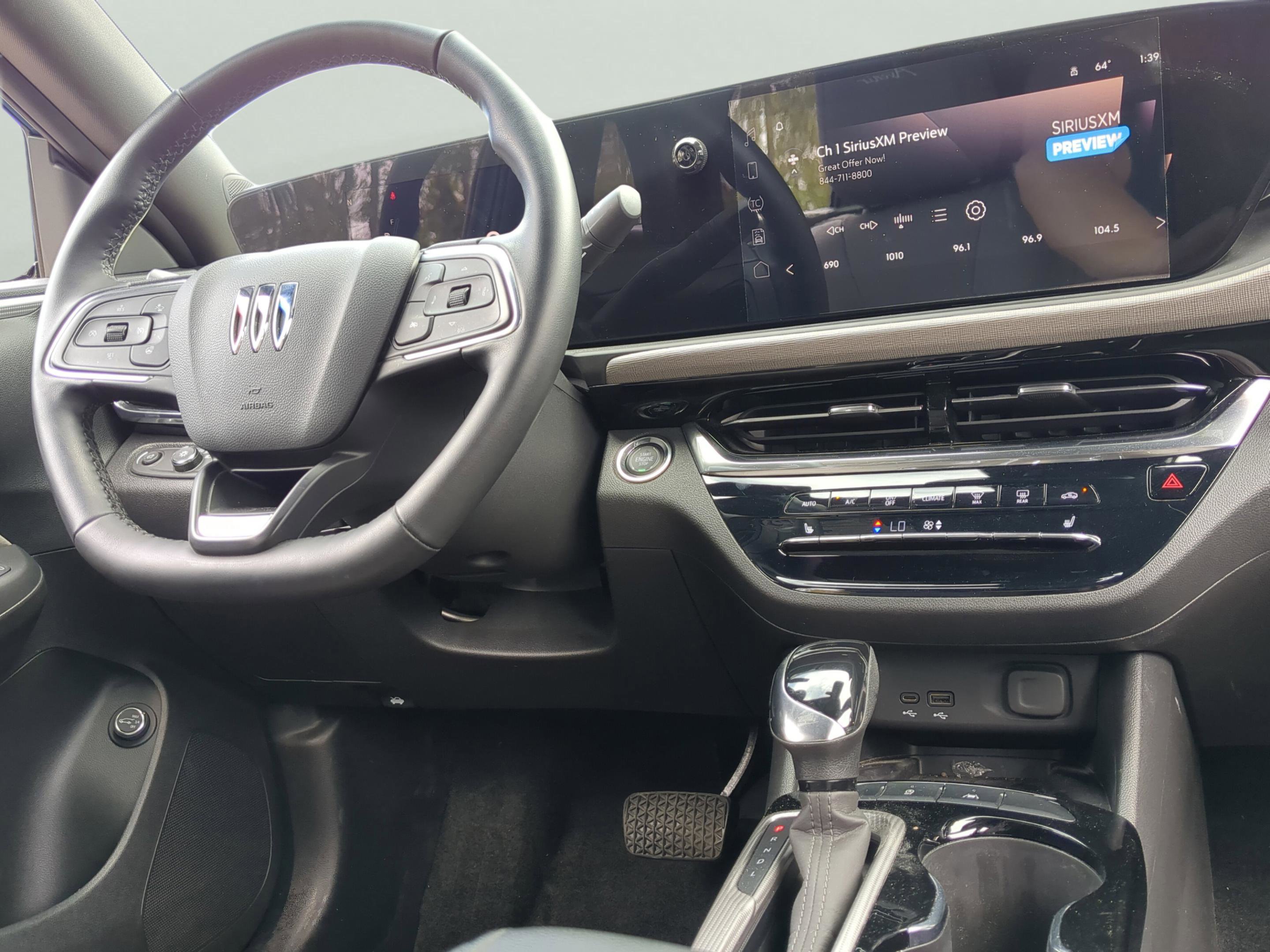 Used 2024 Buick Envista Avenir image 16