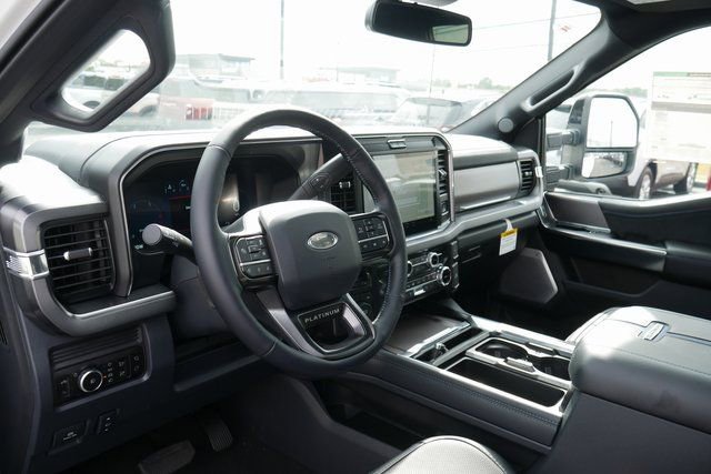 New 2026 Ford F250 Platinum image 17