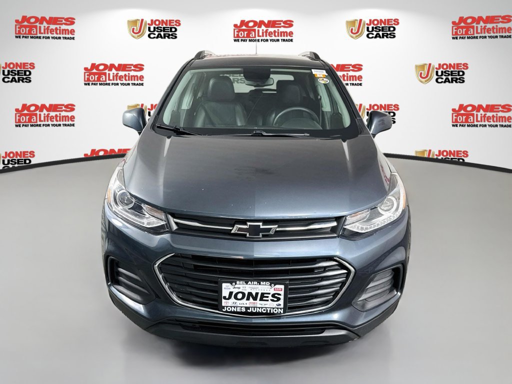 Used 2022 Chevrolet Trax LT w/ Driver Confidence Package AWD/4WD image 10