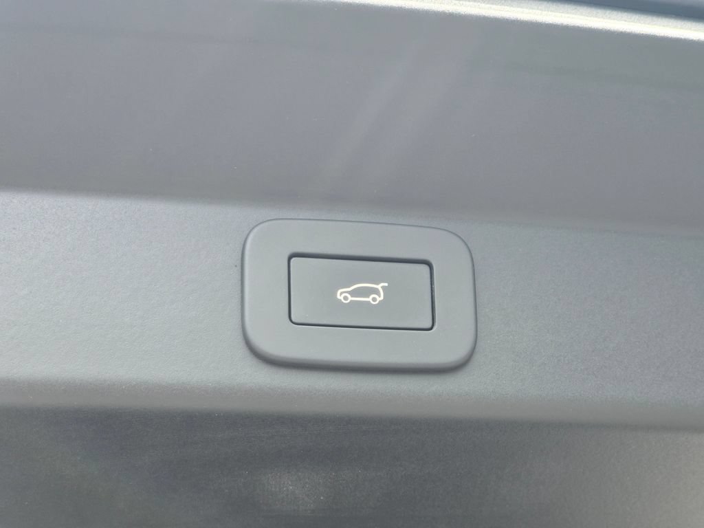 New 2026 Land Rover Range Rover Sport Dynamic SE AWD/4WD image 12