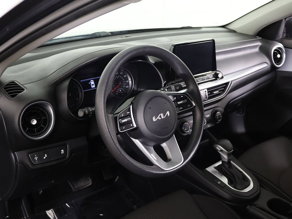 Used 2023 Kia Forte LXS w/ LXS Technology Package image 25