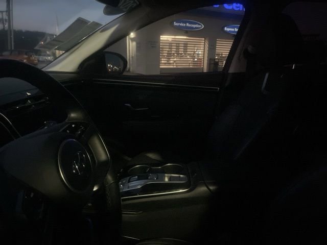 Used 2022 Hyundai Tucson Limited image 28