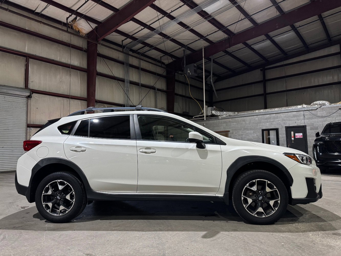 Used 2019 Subaru Crosstrek 2.0i Premium image 4