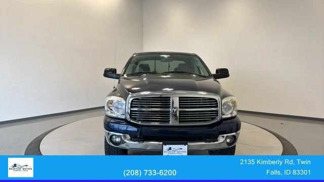 Used 2009 Dodge Ram 2500 Truck SLT w/ Popular Equipment Group AWD/4WD image 2