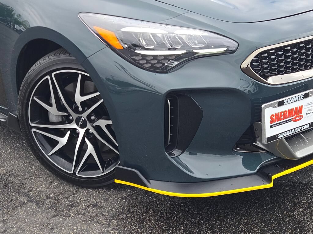 Used 2023 Kia Stinger GT-Line w/ Sun & Sound Package AWD/4WD image 4