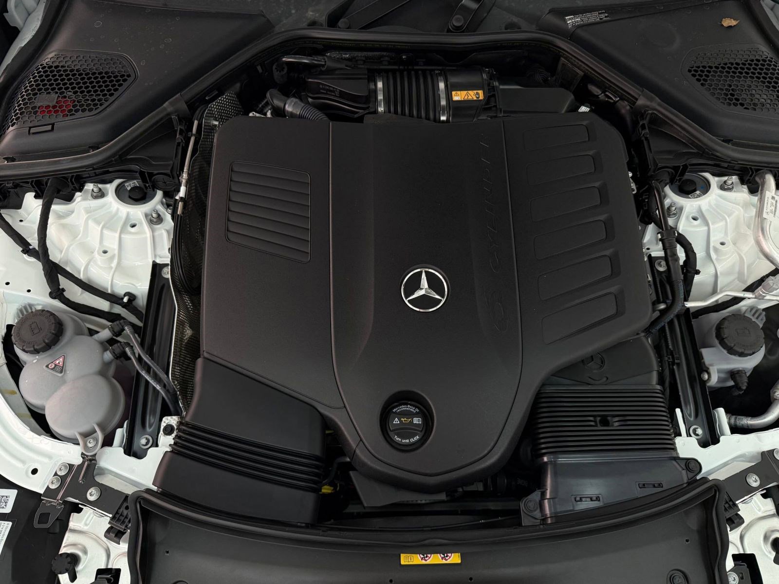 New 2026 Mercedes-Benz E 450 4MATIC Sedan image 32