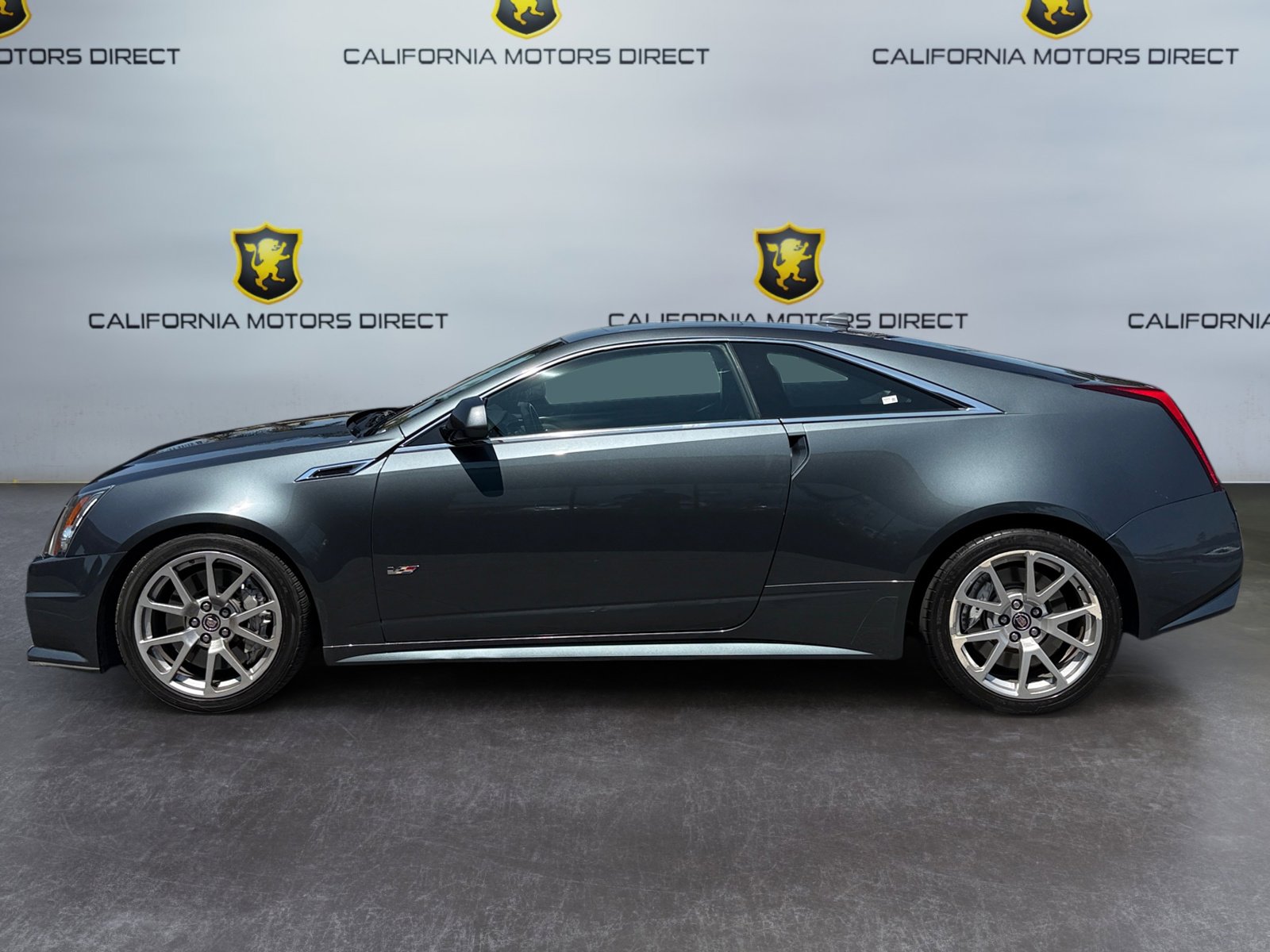 Used 2011 Cadillac CTS V image 2