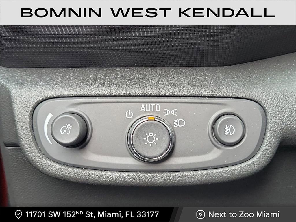 Used 2023 Chevrolet TrailBlazer LT w/ Convenience Package image 23