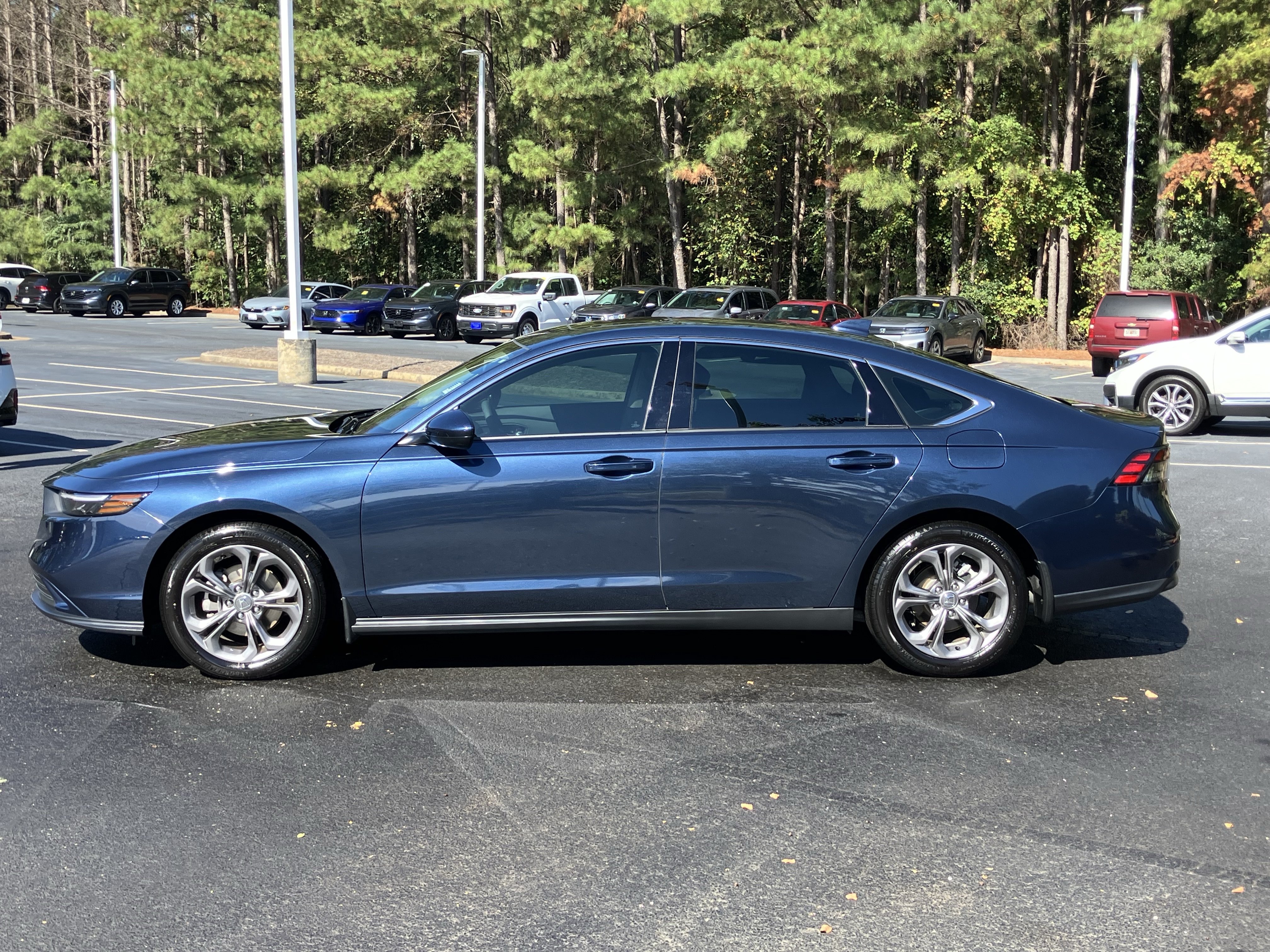 Certified 2024 Honda Accord EX image 7