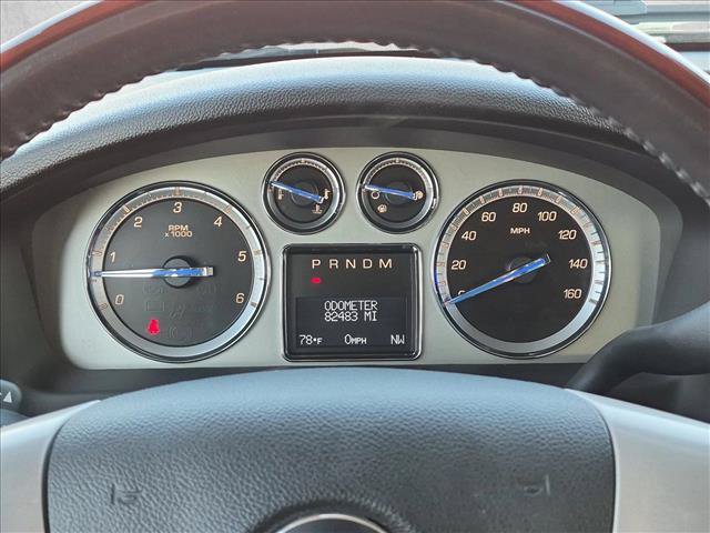 Used 2014 Cadillac Escalade Luxury RWD image 11