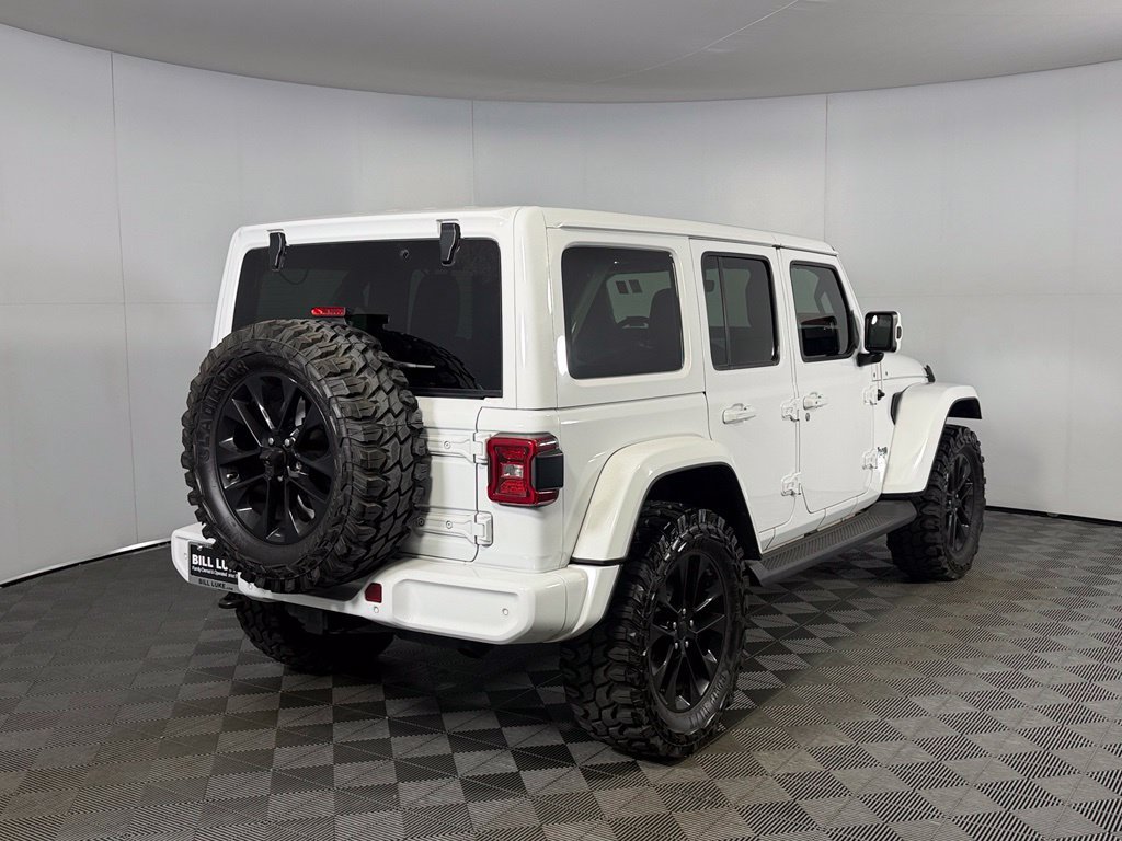 Used 2020 Jeep Wrangler Unlimited Sahara AWD/4WD image 7