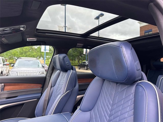 New 2026 Cadillac Vistiq Premium Luxury image 17