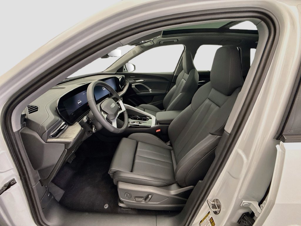 New 2026 Audi Q5 Premium Plus AWD/4WD image 18