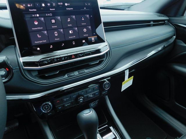 New 2026 Jeep Compass Limited image 27