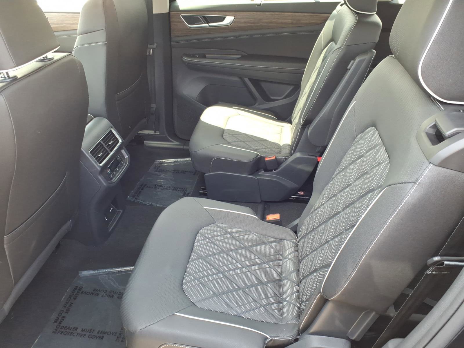 New 2026 Volkswagen Atlas SEL Premium R-Line AWD/4WD image 10