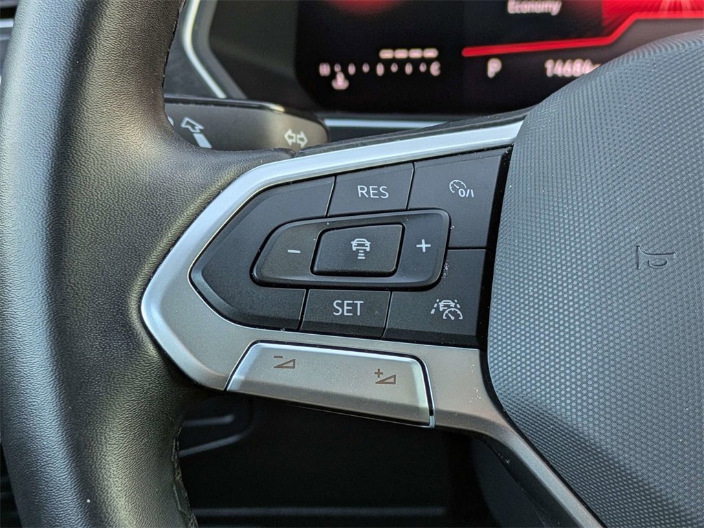 Used 2024 Volkswagen Tiguan Wolfsburg Edition image 29