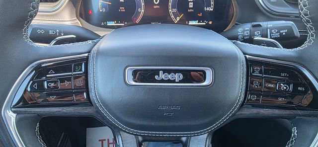 Used 2024 Jeep Grand Cherokee Overland AWD/4WD image 19