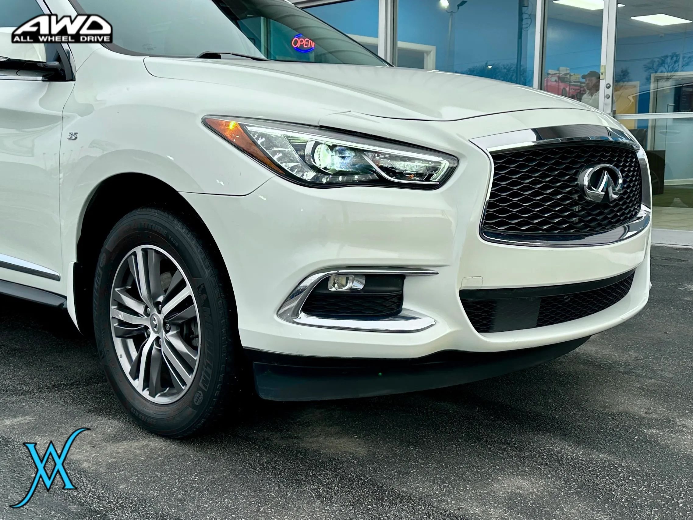 Used 2019 INFINITI QX60 Pure AWD/4WD image 10