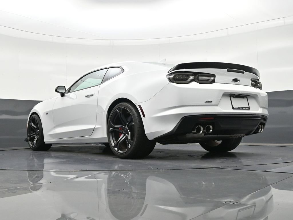 Used 2019 Chevrolet Camaro SS image 25