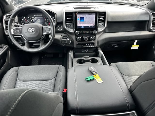 New 2026 RAM 1500 Express AWD/4WD image 15