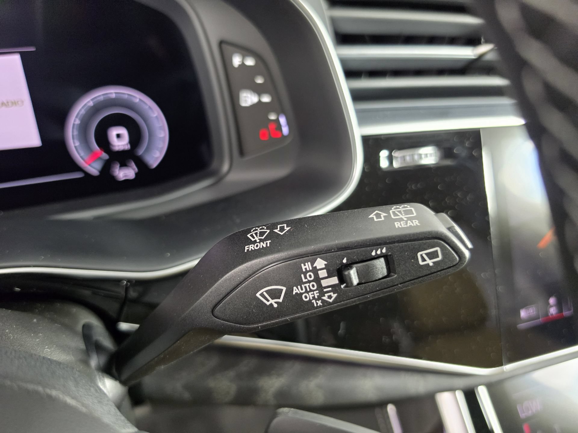 New 2026 Audi Q7 2.0T Premium Plus AWD/4WD image 24