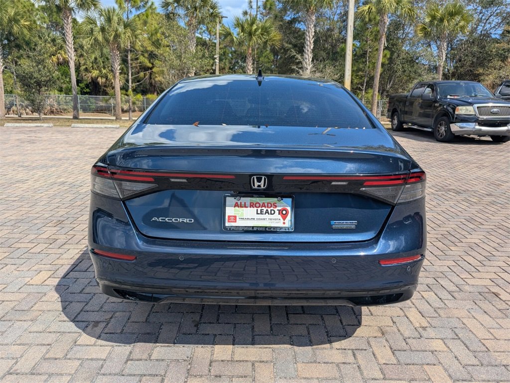 Used 2024 Honda Accord Touring image 10