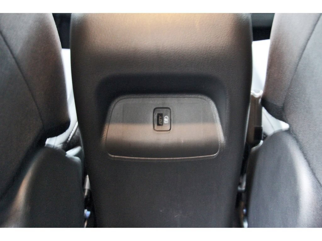 Used 2025 Nissan Sentra SV FWD image 12