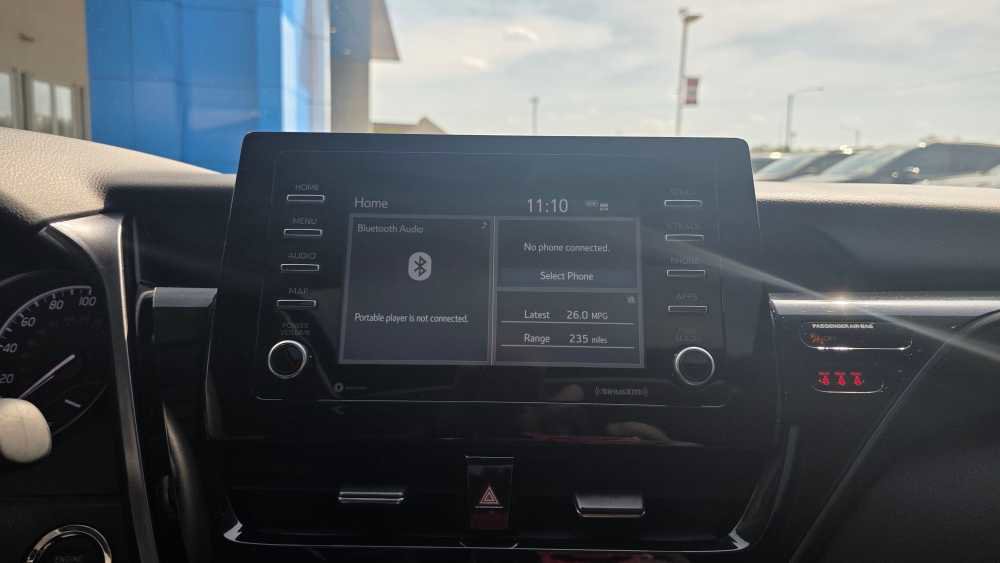 Used 2024 Toyota Camry SE w/ Convenience Package image 11