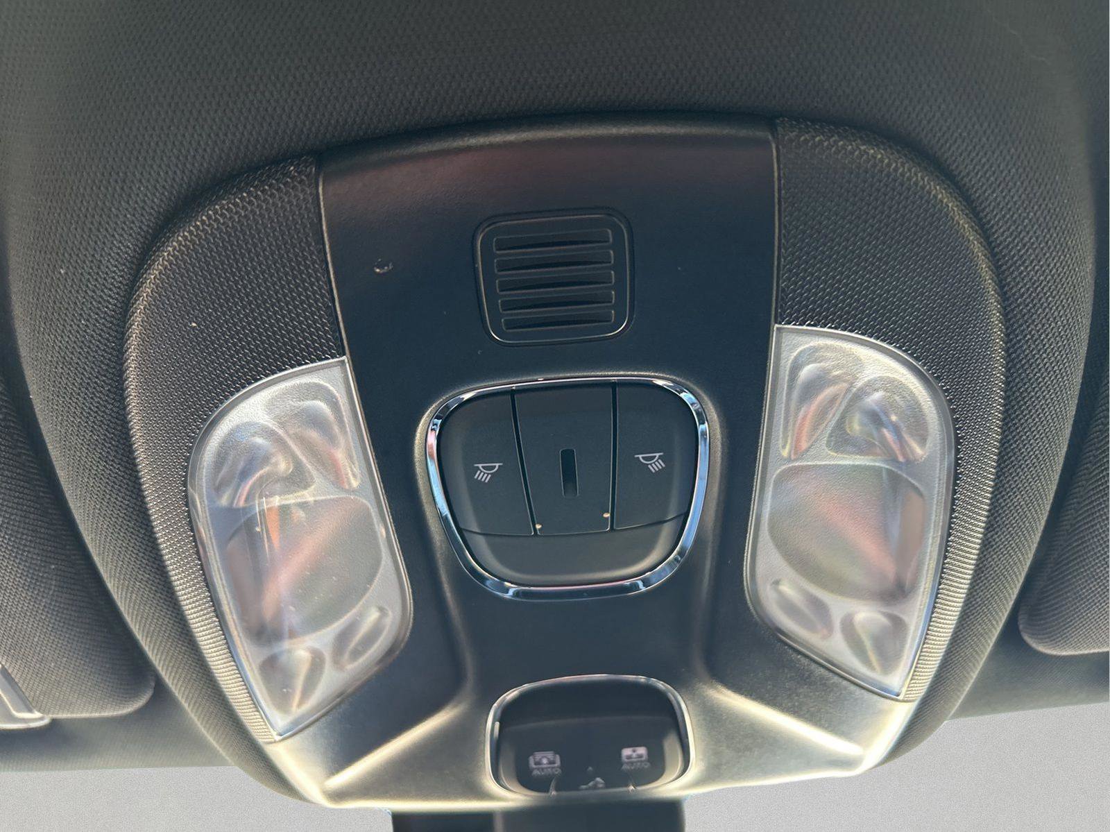 Certified 2023 Jeep Compass Limited w/ Sun and Sound Group image 31