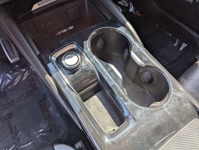Used 2024 Buick Envision Sport Touring AWD/4WD image 21