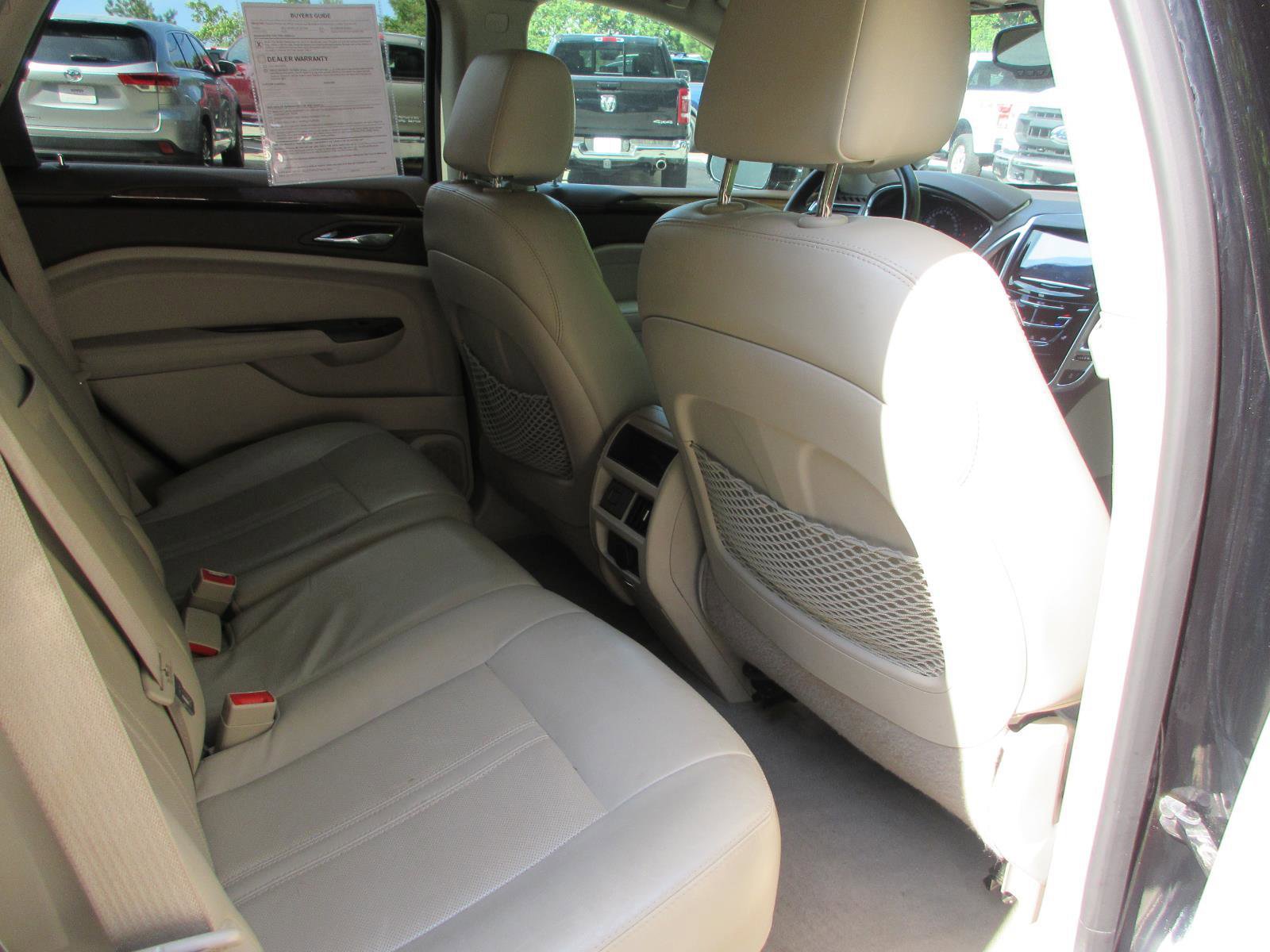 Used 2016 Cadillac SRX Luxury w/ Driver Awareness Package FWD image 24
