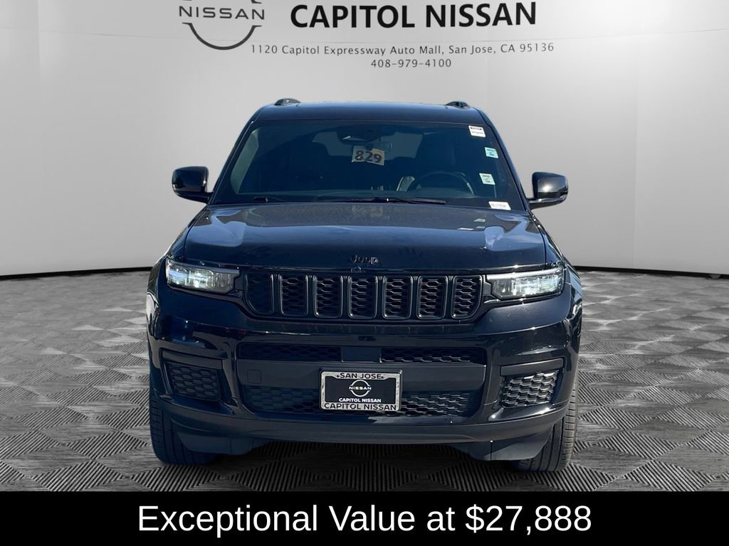 Used 2021 Jeep Grand Cherokee L Laredo image 2