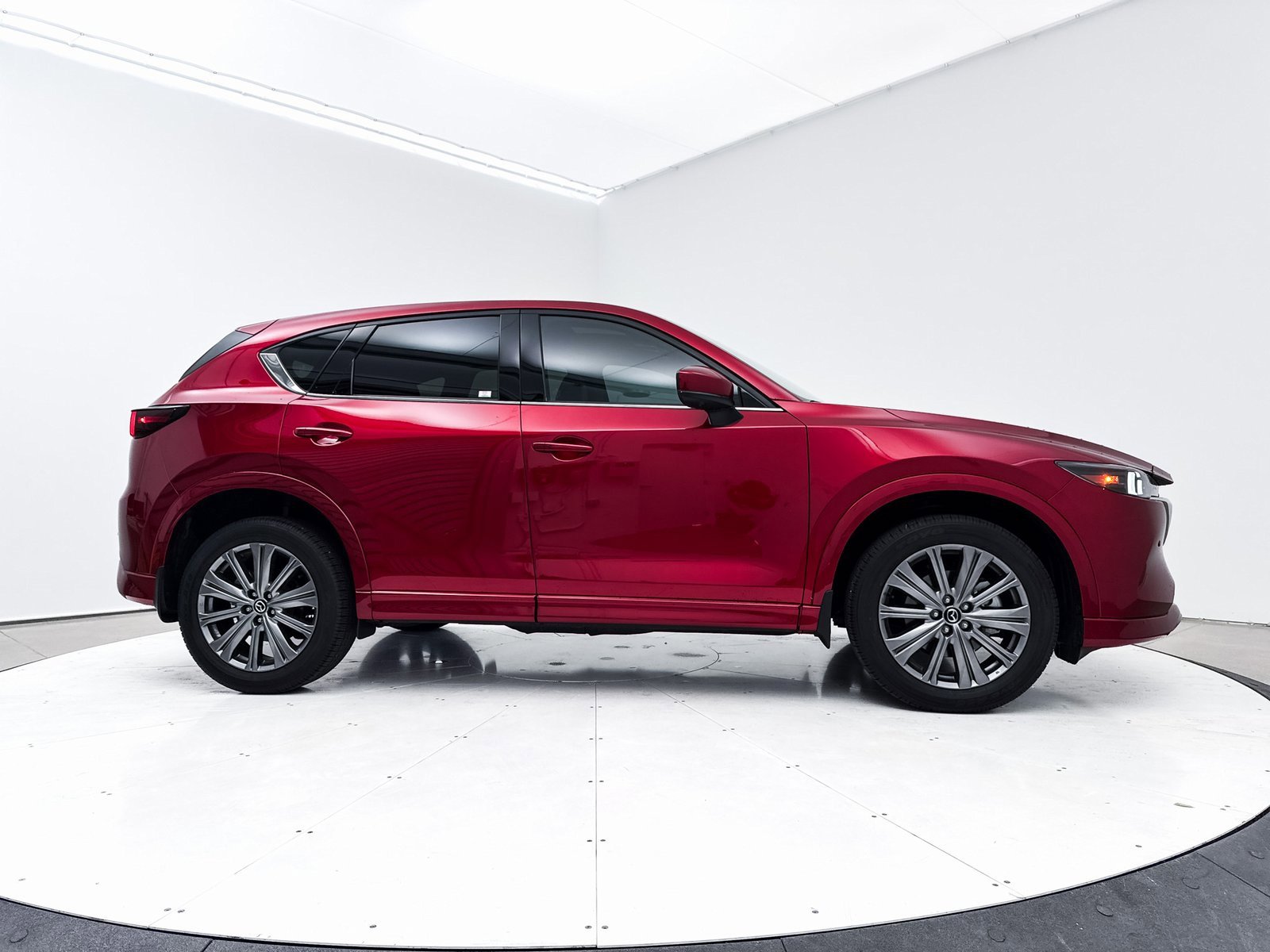Certified 2025 MAZDA CX-5 Signature image 47