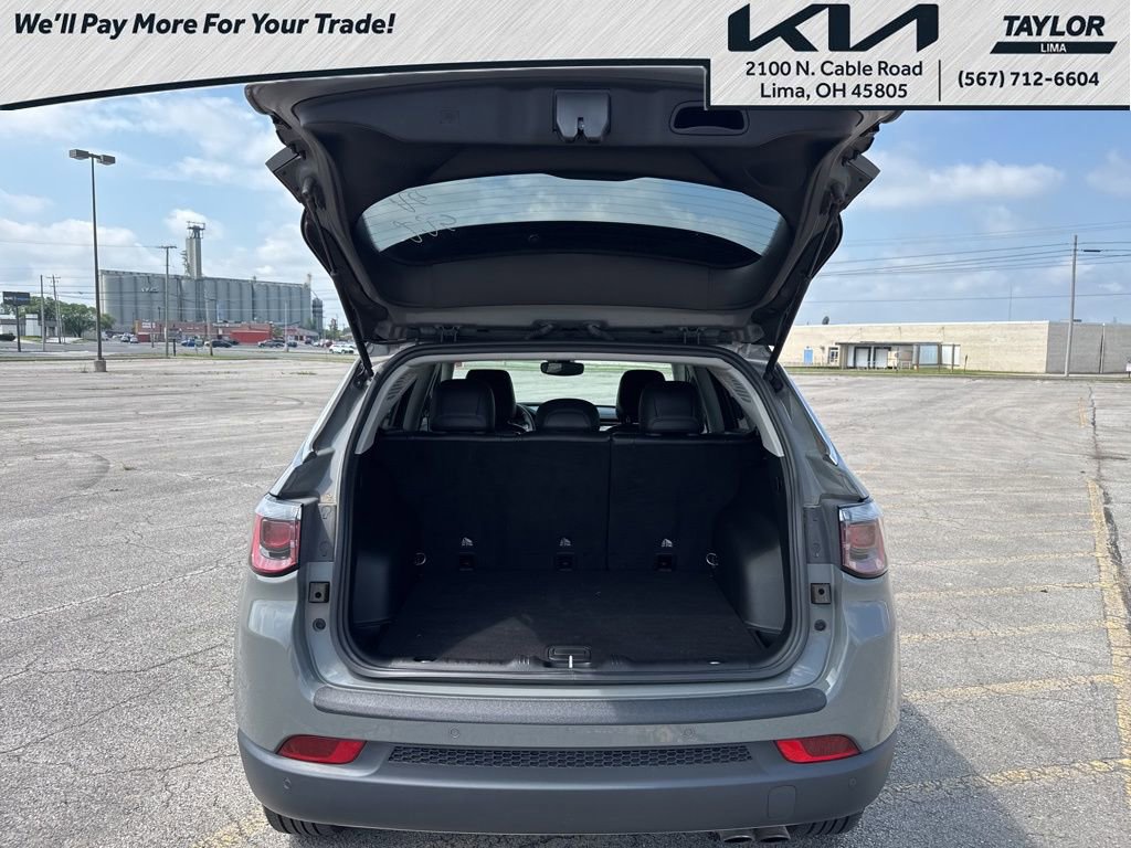 Used 2022 Jeep Compass Limited image 12