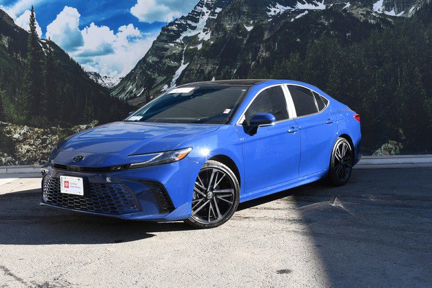 Certified 2025 Toyota Camry XSE image 6