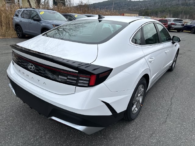 New 2026 Hyundai Sonata SE FWD image 5