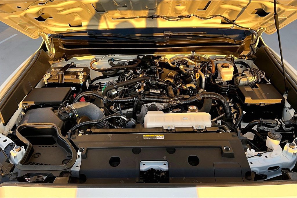 Used 2024 Toyota Tacoma SR RWD image 10