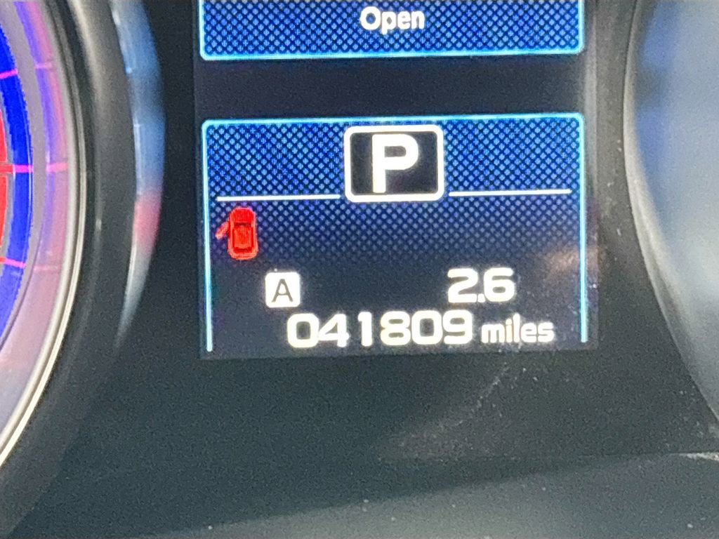 Used 2015 Subaru Legacy 2.5i Premium w/ Moonroof Package AWD/4WD image 14