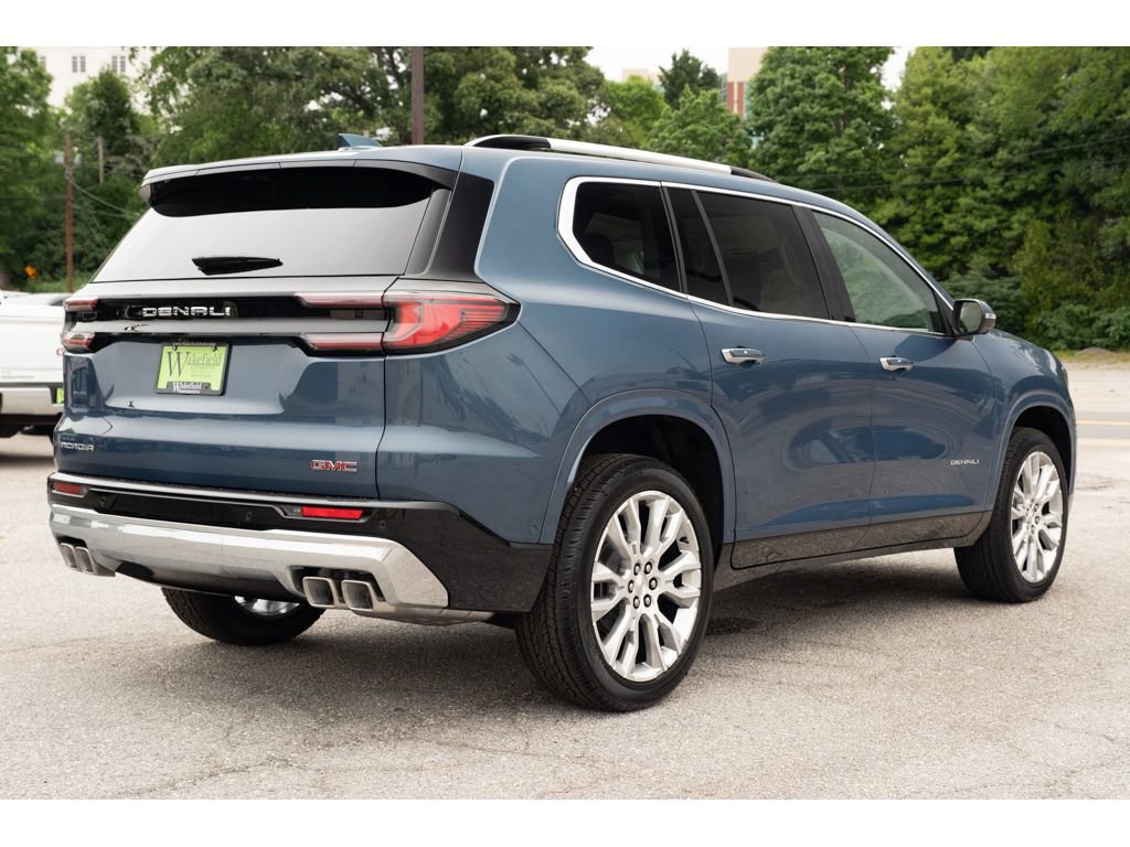 New 2026 GMC Acadia Denali FWD image 8