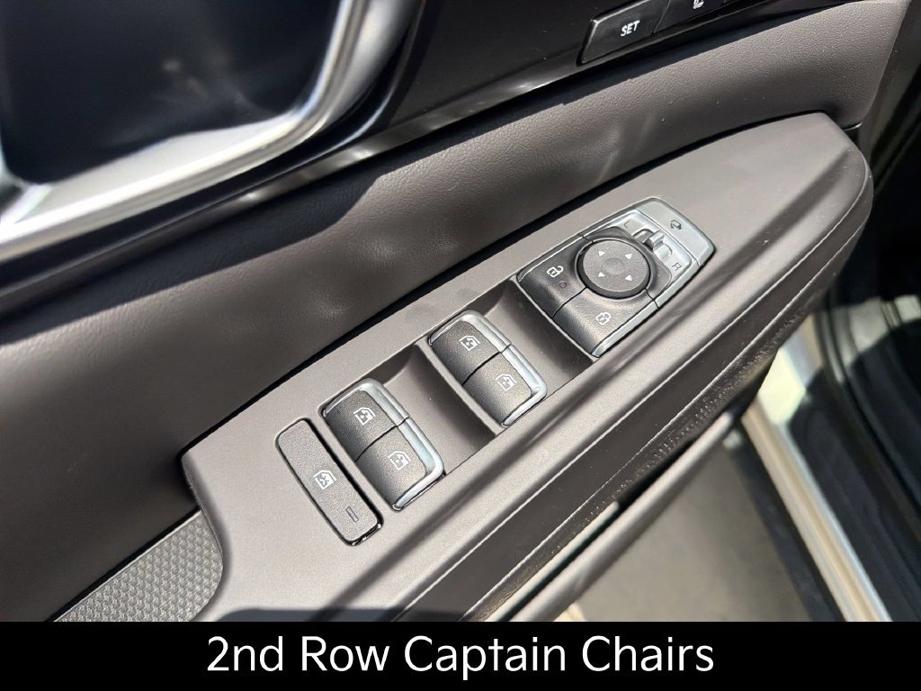 New 2027 Kia Carnival SX w/ Dark Edition Package FWD image 17