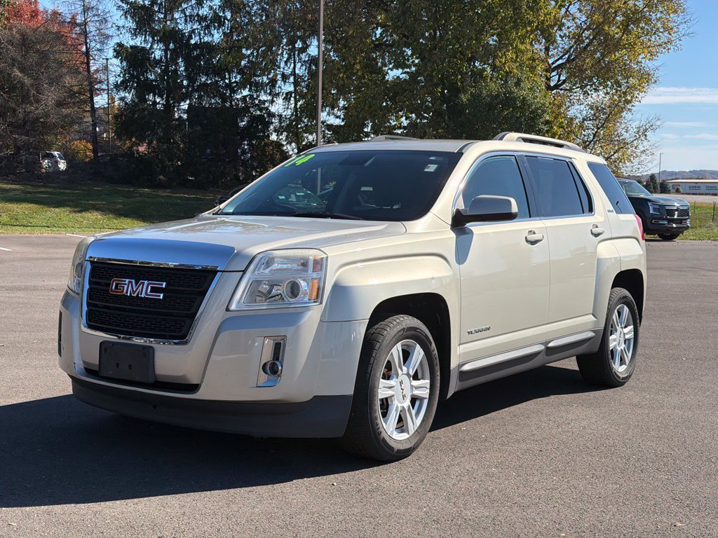 Used 2014 GMC Terrain SLE w/ Convenience Package FWD image 2