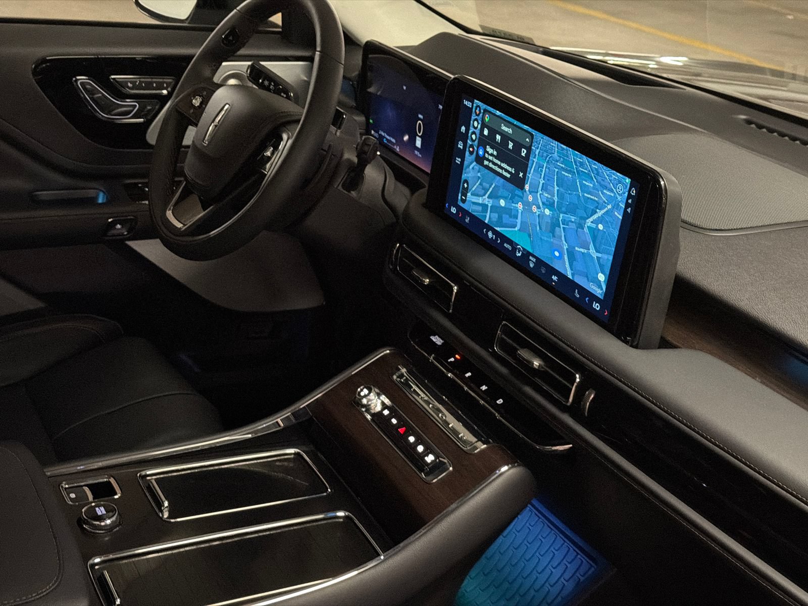 New 2026 Lincoln Aviator Reserve w/ Luxury Package AWD/4WD image 11