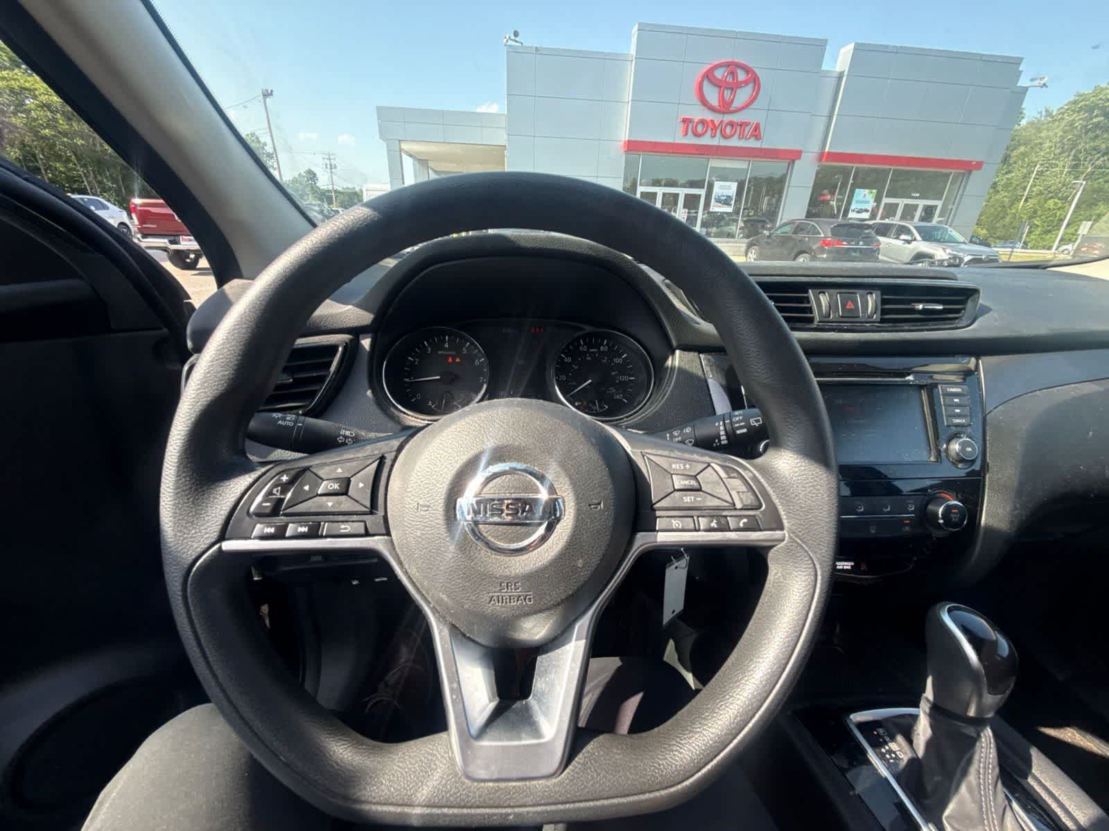 Used 2020 Nissan Rogue Sport S w/ Appearance Package AWD/4WD image 15
